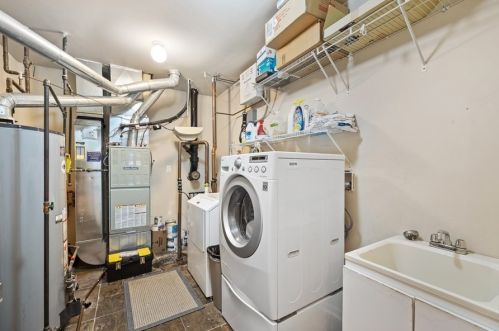 2714 Lehmann Ct, Chicago IL 60614-1616 exterior