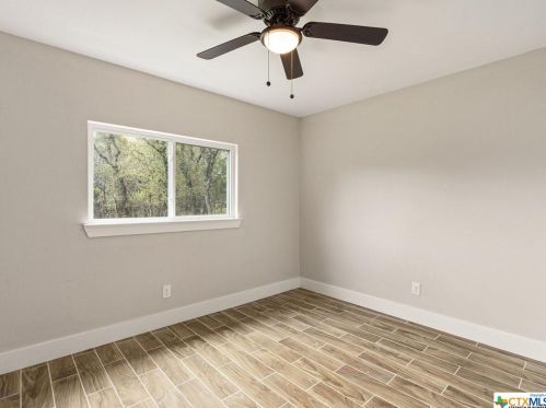 141 Lakeview, Spring Branch TX 78070-5398 exterior