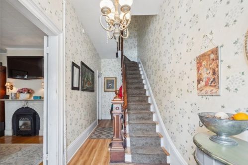 671 6 St, Boston MA 02127-3131 exterior