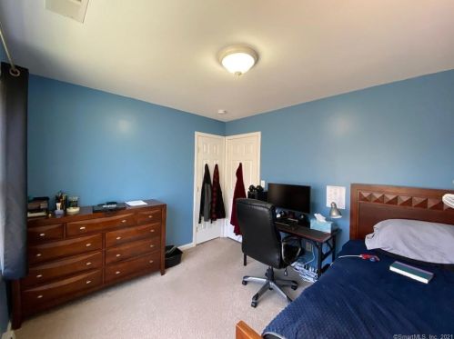 41 Grieb Trl, Wallingford CT 06492-2616 exterior