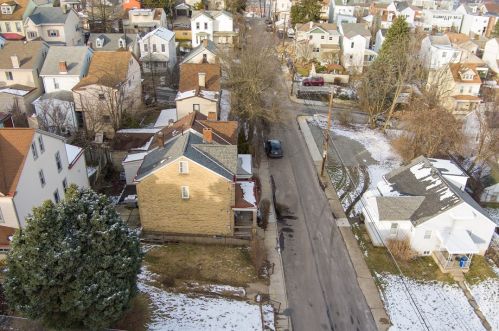 1308 Eleanor St, Pittsburgh PA  15203-2719 exterior