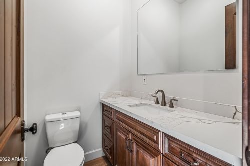 36648 27th Ave, Phoenix AZ 85086-8747 exterior