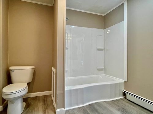 48 Pembroke Rd, Concord NH  03301-5642 exterior