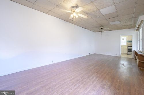 5435 American St, Philadelphia PA 19140-5726 exterior