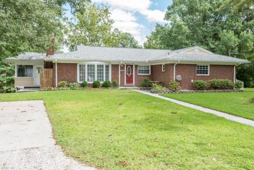 1618 Hawthorne Dr, Chesapeake, VA 23325-3848