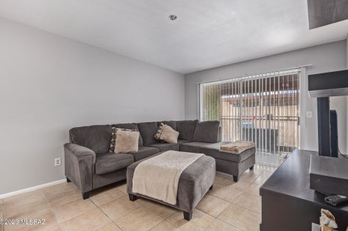 5070 Martin Ave, Tucson AZ 85713-3756 exterior