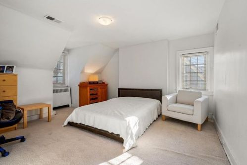 5454 Kipling Rd, Pittsburgh PA 15217-1038 exterior