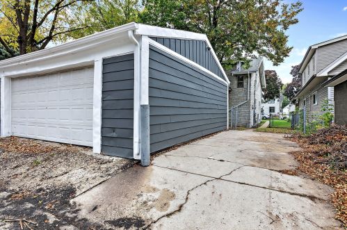 229 61st St, Milwaukee WI  53214-1814 exterior