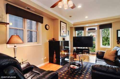 2737 Southport Ave, Chicago, IL 60614-1229