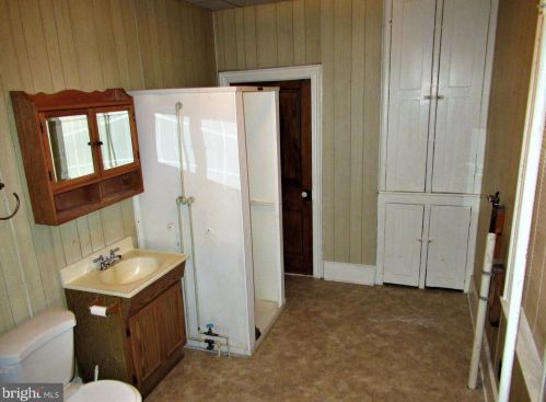 205 High St, Hanover PA  17331-2911 exterior