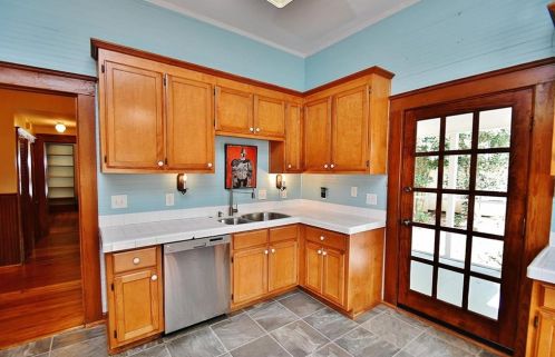 610 Candler St, Gainesville GA 30501-3334 exterior