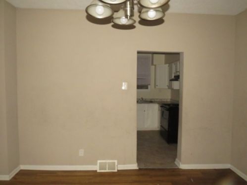 307 Lenox Ave, Pittsburgh PA  15221-4321 exterior