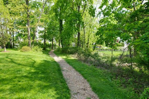 11 Hbr Blf Ln, Norwalk CT 06853-1544 exterior