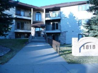 1814 Capitol Ave, Bismarck ND  58501-2101 exterior