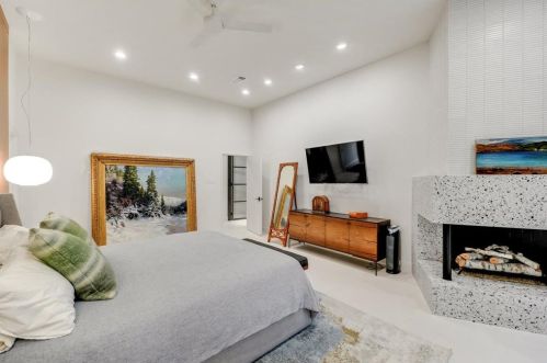 5642 Bent Tree Dr, Dallas TX 75248-2010 exterior