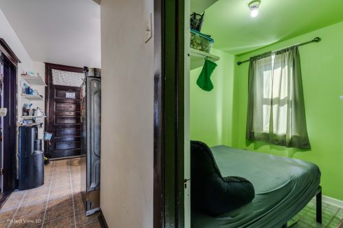 5755 Washtenaw Ave, Chicago IL 60659-3912 exterior