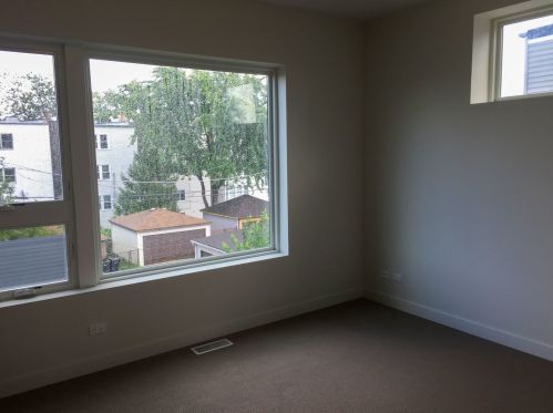 2629 Hamlin Ave, Chicago IL 60647-1009 exterior