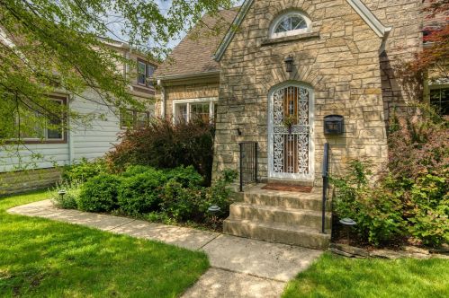 3641 14th St, Milwaukee, WI 53221-1641