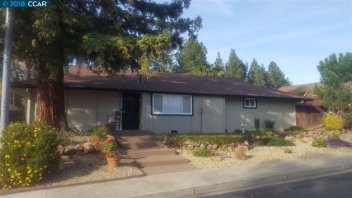 1837 Las Ramblas Dr, Concord, CA 94521-2451