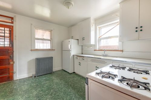 8030 Elizabeth St, Chicago IL 60643-4432 exterior