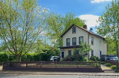 11 Fillow St, Norwalk, CT 06850-2907