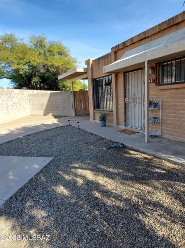 3421 Kolb Rd, Tucson, AZ 85730-2329