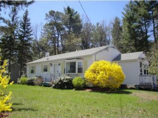 28 Airport Rd, Concord, NH 03301-5306