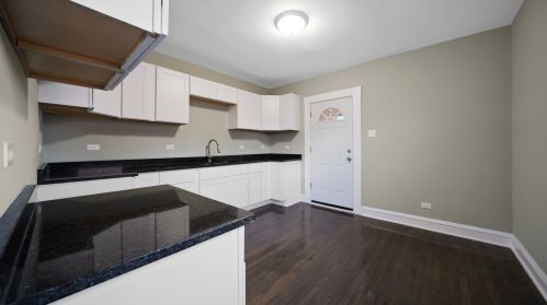 4300 Cullerton St, Chicago IL 60608-2620 exterior