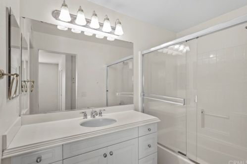 120 Liberty St, Tustin CA  92782-6515 exterior