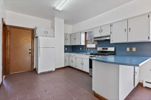 18 Center St, Poughkeepsie NY  12601-3904 exterior