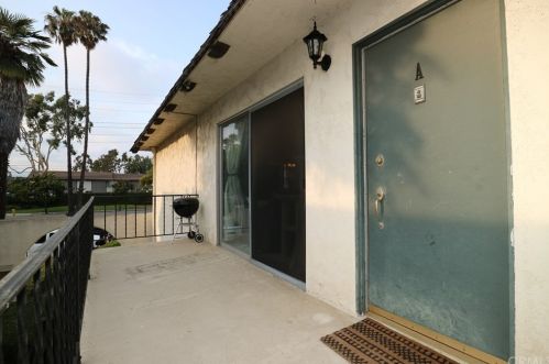 610 Gonzales Rd, Oxnard, CA 93036-2914