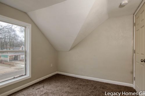 3125 6th St, Meskegon MI  49444-2844 exterior