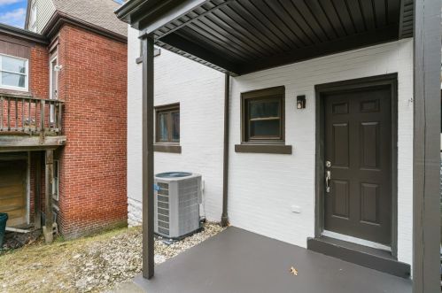 94 Wyoming St, Pittsburgh PA 15211-1744 exterior