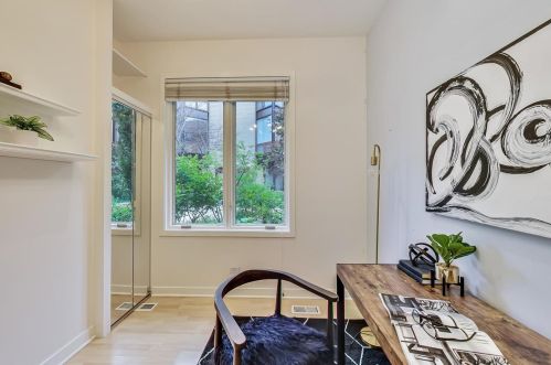 1237 Cottage Pl, Chicago IL  60607-2855 exterior