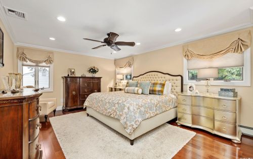 48 Cedar Rdg Ln, Huntington Station NY 11746-7941 exterior