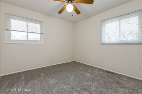 11 Dole Ave, Bull Valley IL 60014-5808 exterior