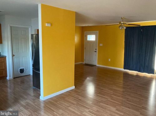 17 Chippewa Trl, Browns Mills NJ  08015-6466 exterior