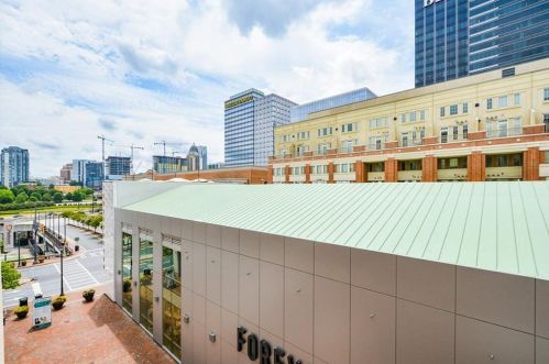 232 19th St, Atlanta GA  30363-1157 exterior