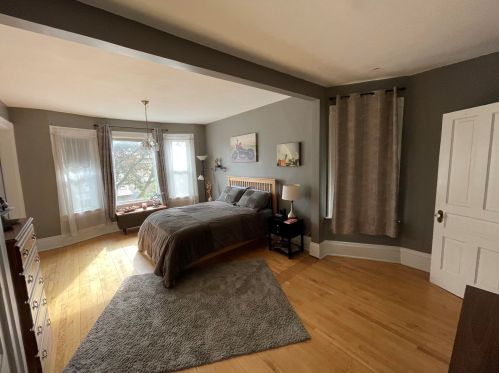 2627 Murray Ave, Milwaukee WI 53211-3624 exterior