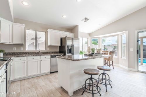 1301 Butler Dr, Chandler AZ 85226-3528 exterior