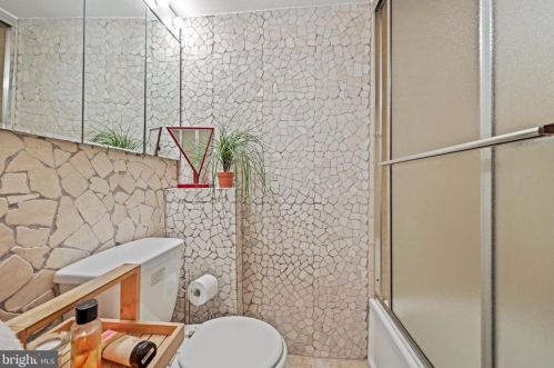 5066 Bonnie Branch Rd, Ellicott MD 21043-7002 exterior