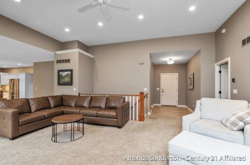 5920 Simon Ct, Wyoming MI exterior