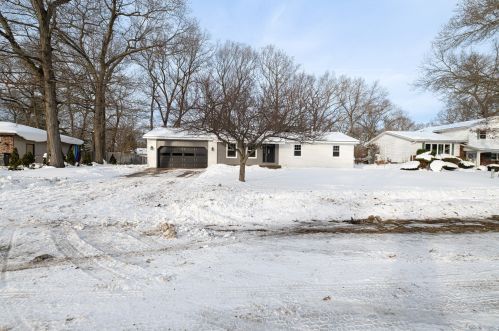 1748 Prince Ln, Meskegon MI  49445-1742 exterior
