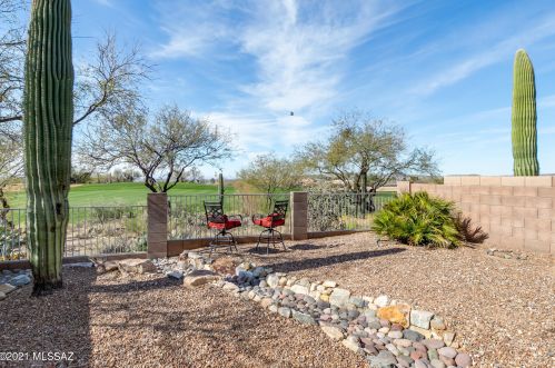 5081 Pinnacle Cove Dr, Tucson, AZ 85749-7153