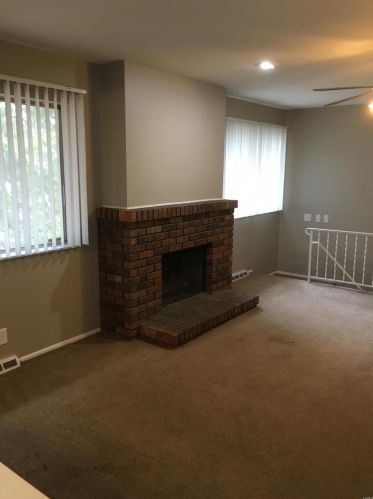 9728 Croftwood Dr, Saint Louis, MO 63123-3917