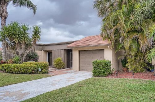 11067 Oakdale Rd, Boynton Beach, FL 33437-1637