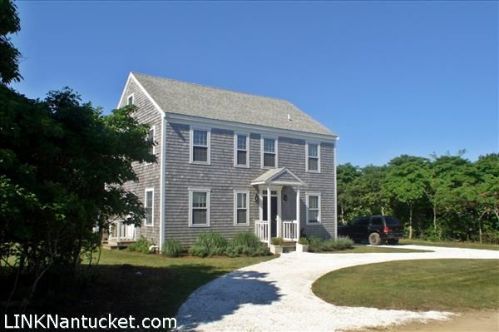 14 Berkeley Ave, Nantucket MA  02554-2332 exterior