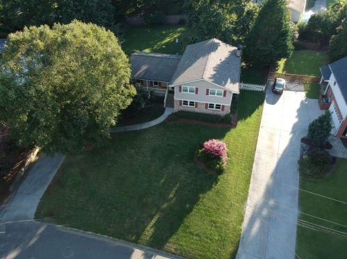 5617 Ml Race Ct, Atlanta GA 30338-2721 exterior