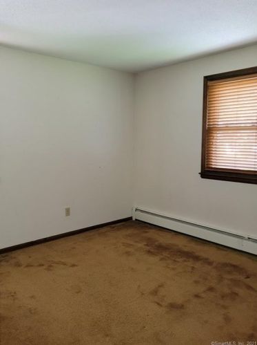 320 Alexander Rd, New Britain CT 06053-1048 exterior