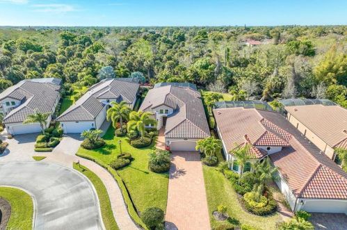 6517 Roma Way, Naples FL 34113-1721 exterior